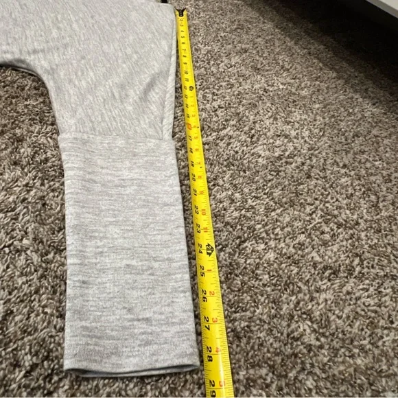 White House Black Market Gray Tunic Top - Picture 11 of 11